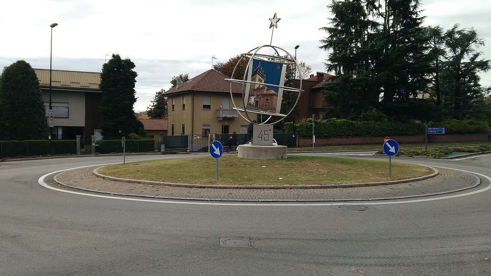 Realizzazione rotonda 45° a Chieri (TO)