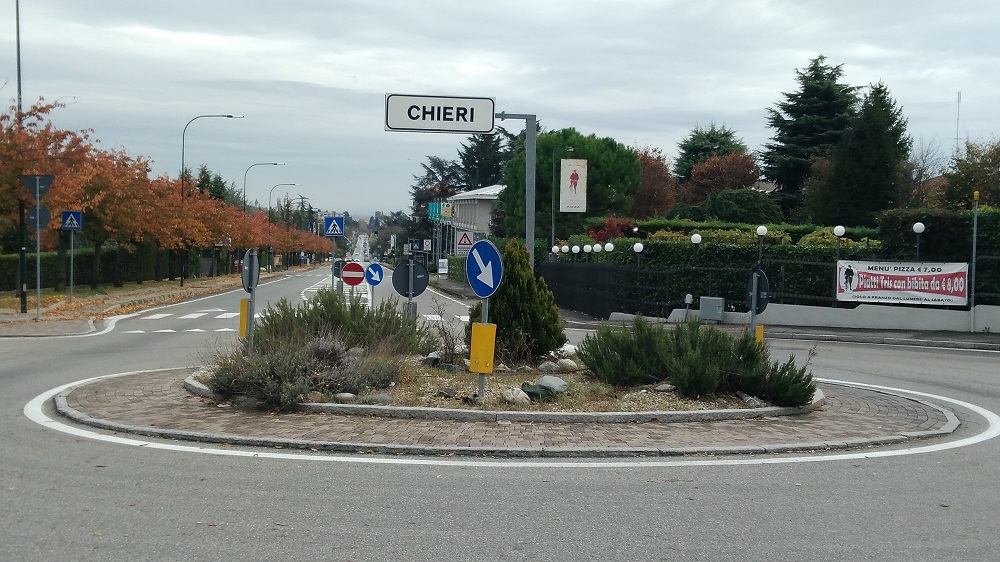 Realizzazione rotonda in corso Torino a Chieri (TO)